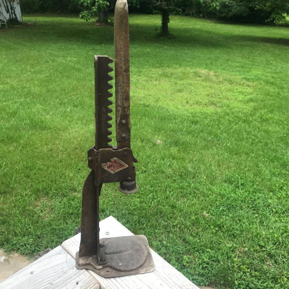 Antique Bottle Capper Beer Brew Cola Root Beer Home Brew Everedy Brand USA Works